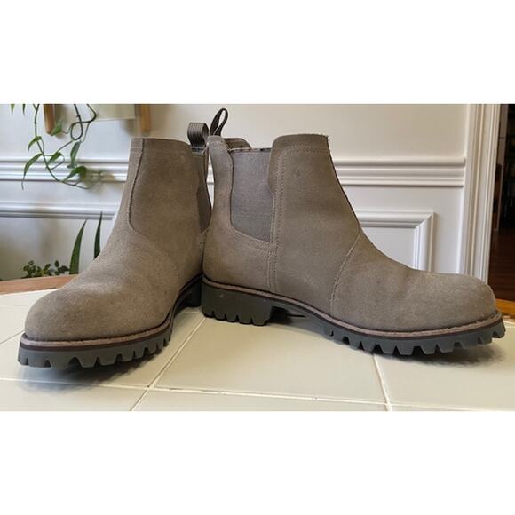 Chaco Chelsea Morel Brown Suede Waterproof Boot - Women's size 8 - Picture 1 of 5